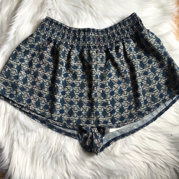 Rise of dawn istanbul blues soft shorts - Picture 3 of 4